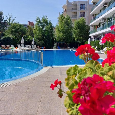 Family Apartments In Solmarin サニービーチ エクステリア 写真