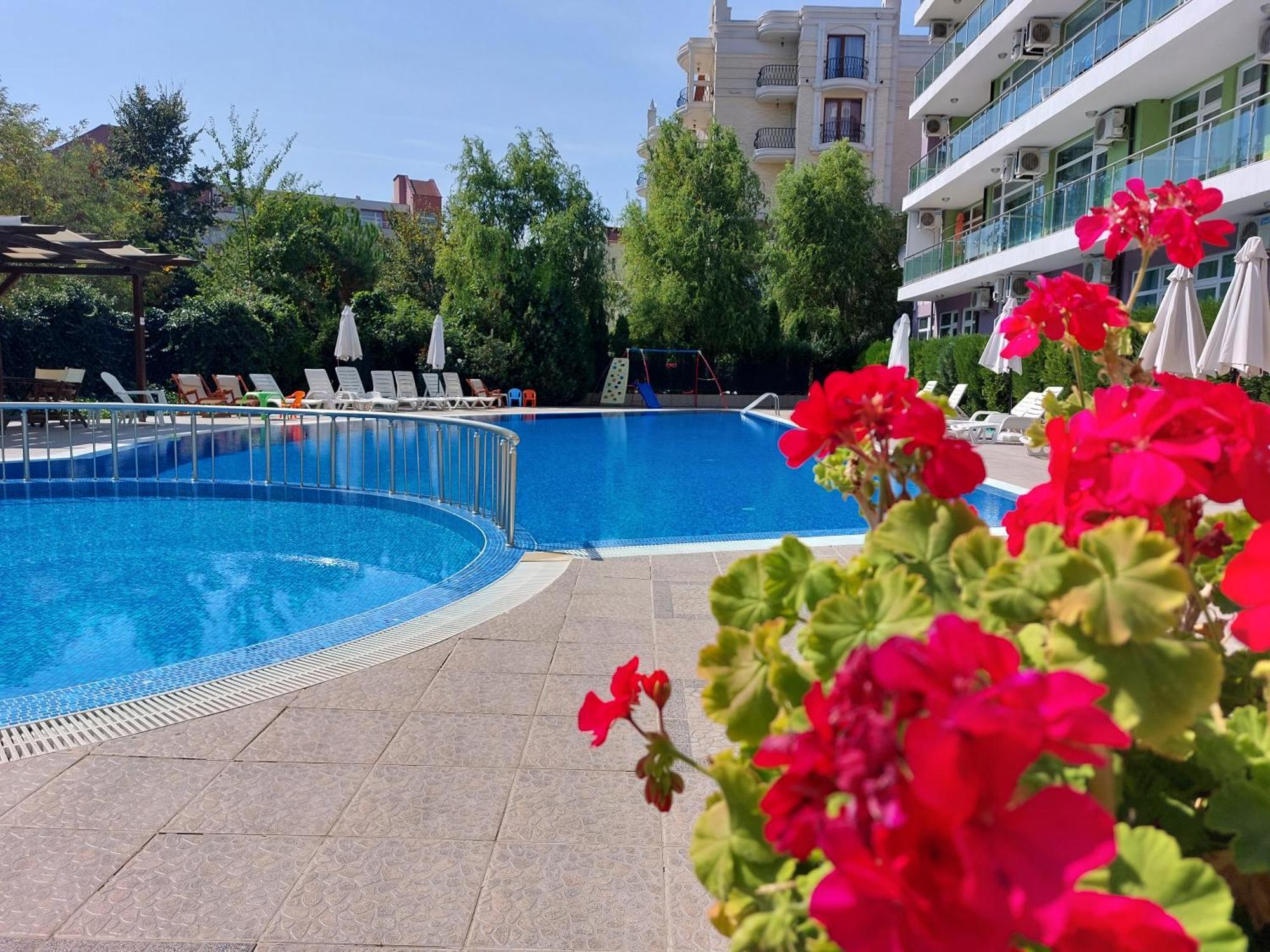 Family Apartments In Solmarin サニービーチ エクステリア 写真